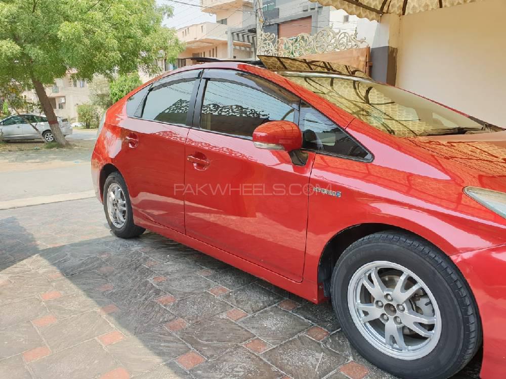 ٹویوٹا پریوس 2010 for Sale in لاہور Image-1