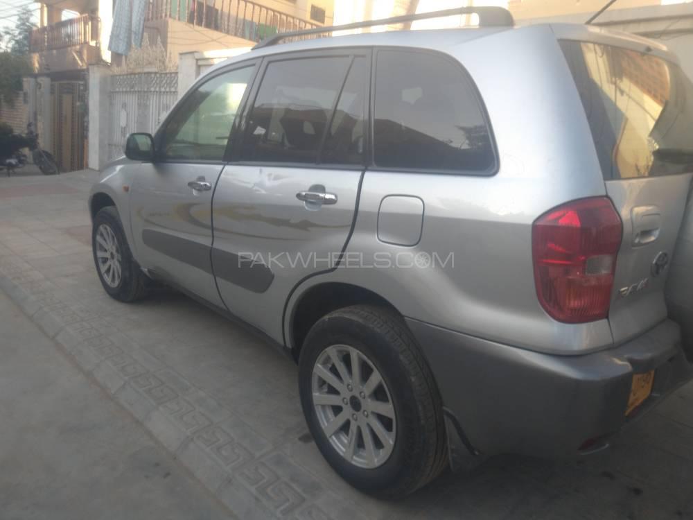 ٹویوٹا راو 4 2002 for Sale in کراچی ٹویوٹا راو 4 2002 for Sale in کراچی Image-6