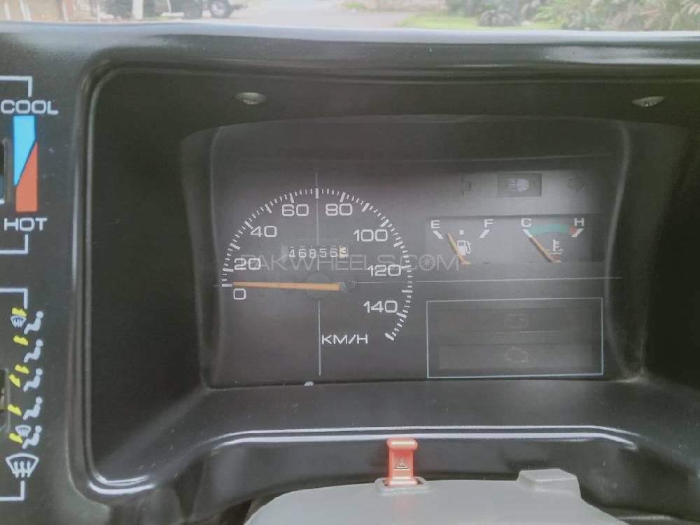 Suzuki Mehran 2017 for Sale in Lahore Suzuki Mehran 2017 for Sale in Lahore Image-6