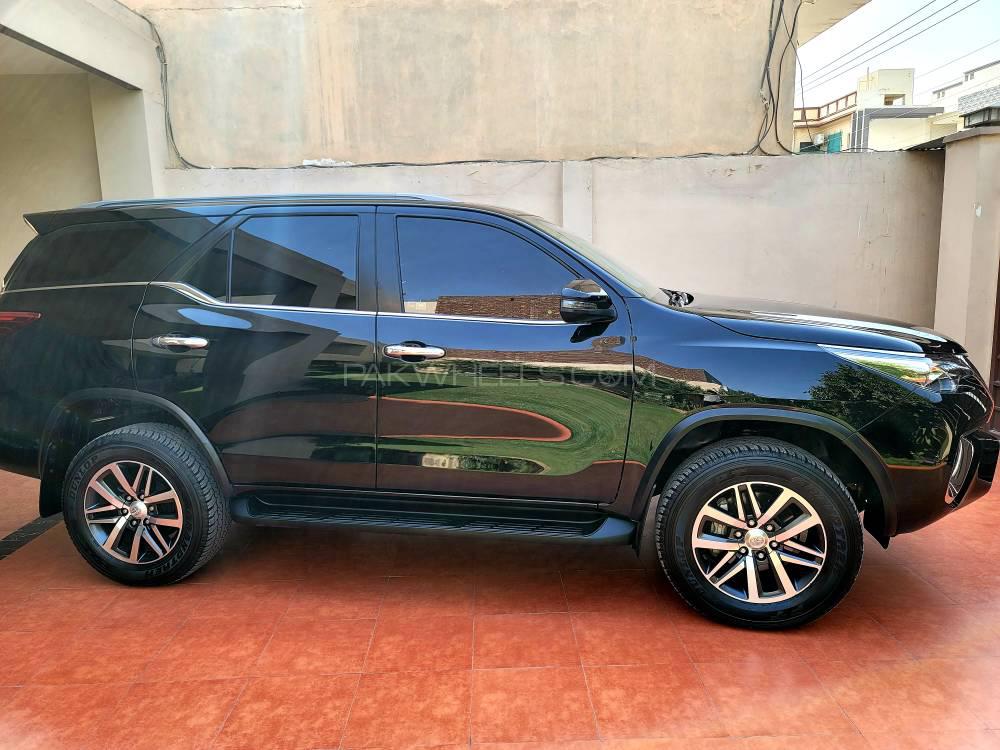 Toyota Fortuner 2020 for Sale in Multan Toyota Fortuner 2020 for Sale in Multan Image-5