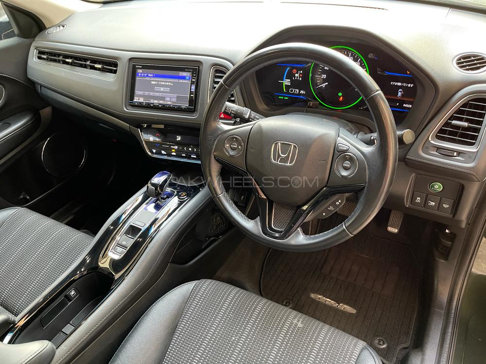 Honda Vezel 2016 for Sale in Islamabad Honda Vezel 2016 for Sale in Islamabad Image-11