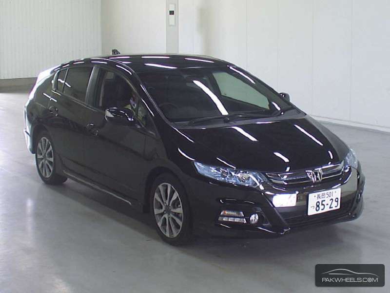 Honda Insight Exclusive 2011 for Sale in Lahore Image-1