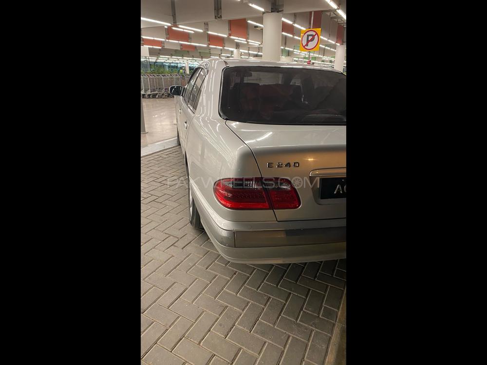 Mercedes Benz E Class 2000 for Sale in Lahore Image-1