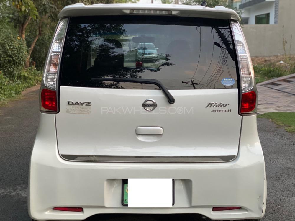 نسان ڈیز ہائی وے اسٹار 2013 for Sale in لاہور نسان ڈیز ہائی وے اسٹار 2013 for Sale in لاہور Image-8