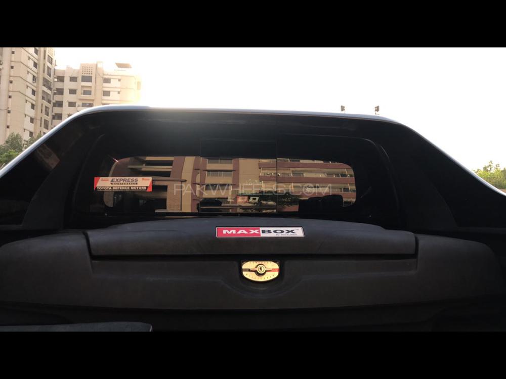 Toyota Hilux 2019 for Sale in Karachi Toyota Hilux 2019 for Sale in Karachi Image-6
