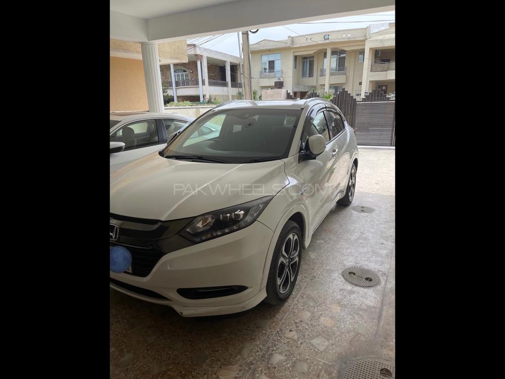 Honda Vezel 2016 for Sale in Rawalpindi Image-1