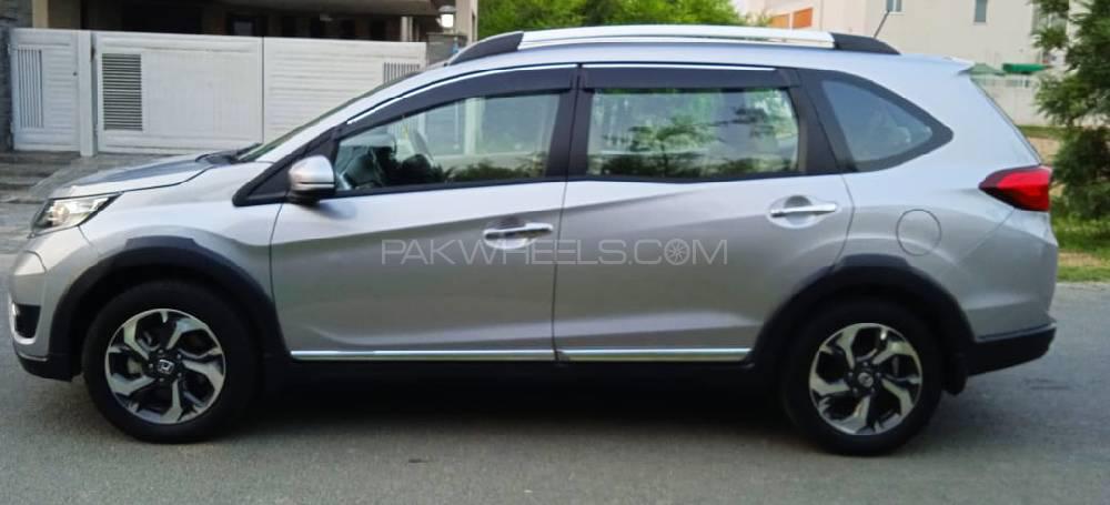 Honda BR-V 2018 for Sale in Lahore Honda BR-V 2018 for Sale in Lahore Image-6