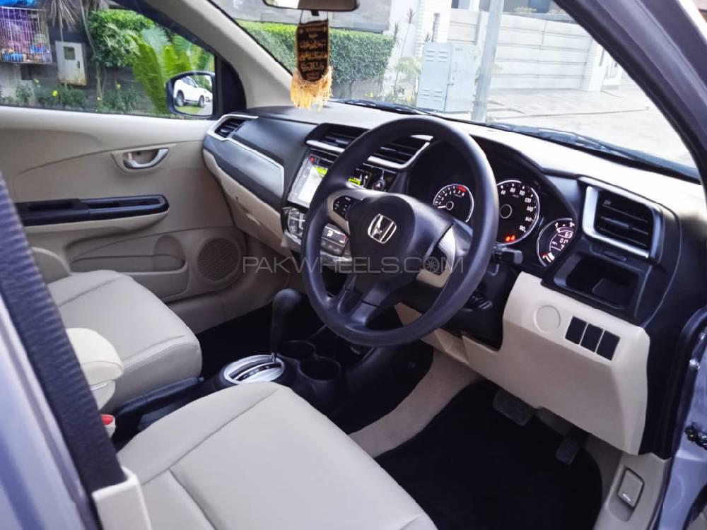 Honda BR-V 2018 for Sale in Lahore Honda BR-V 2018 for Sale in Lahore Image-12