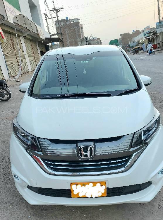 Honda Freed 2017 for Sale in Rahim Yar Khan Image-1