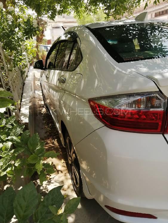 Honda Grace Hybrid 2014 for Sale in Karachi Honda Grace Hybrid 2014 for Sale in Karachi Image-8