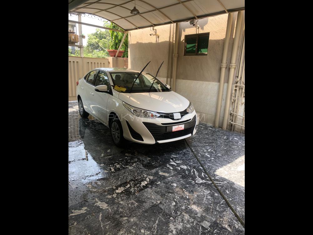 Toyota Yaris Sedan 2021 for Sale in Lahore Image-1