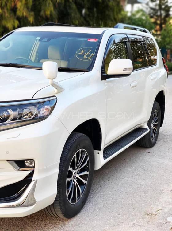Toyota Prado 2017 for Sale in Karachi Image-1