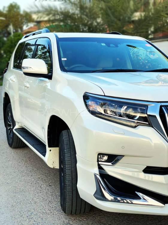 Toyota Prado 2017 for Sale in Karachi Toyota Prado 2017 for Sale in Karachi Image-2