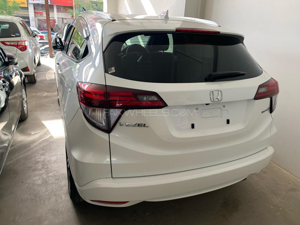Honda Vezel 2016 for Sale in Karachi Honda Vezel 2016 for Sale in Karachi Image-14