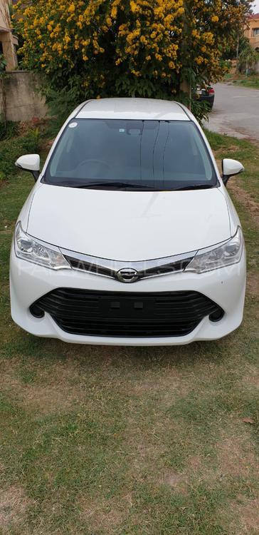 Toyota Corolla Fielder 2017 for Sale in Islamabad Image-1
