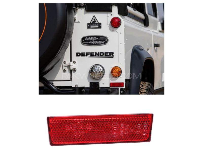 Land Rover Defender Rear Reflector Pair for sale in Lahore Image-1