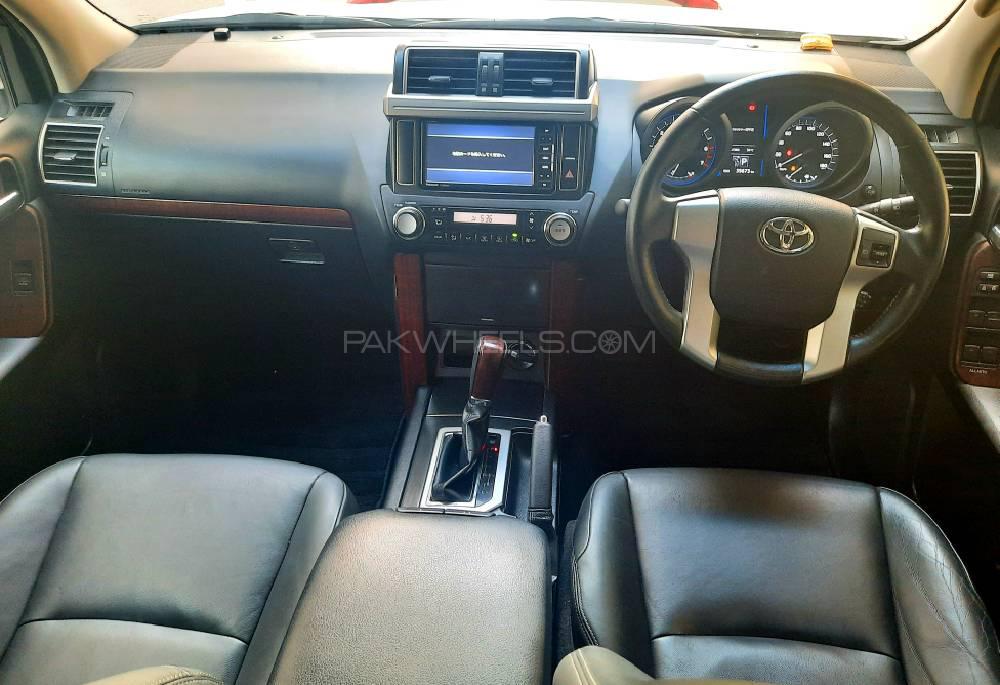 Toyota Prado 2015 for Sale in Karachi Toyota Prado 2015 for Sale in Karachi Image-18
