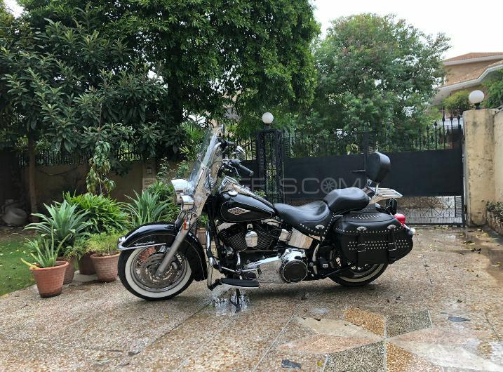 ہارلی ڈيوڈسن Heritage Softail Classic - 2014  Image-1