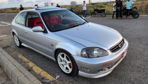 ہونڈا سوک - 2000