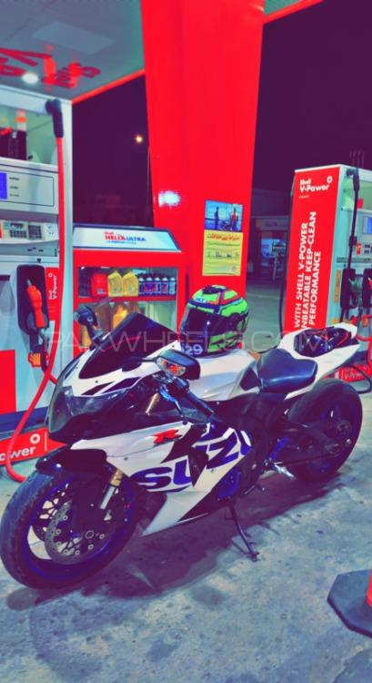 Suzuki GSX-R1000 - 2009  Image-1