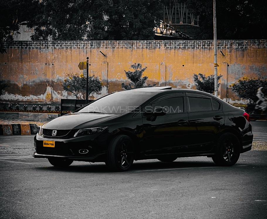 ہونڈا سوک - 2015  Image-1