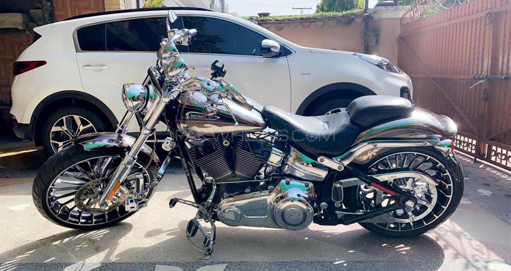 Harley Davidson Softail Custom - 2014 ZQJ Image-1
