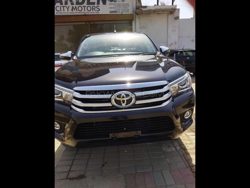 Toyota Hilux 2021 for Sale in Gujranwala Image-1