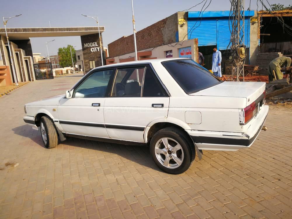 Nissan sunny 1989