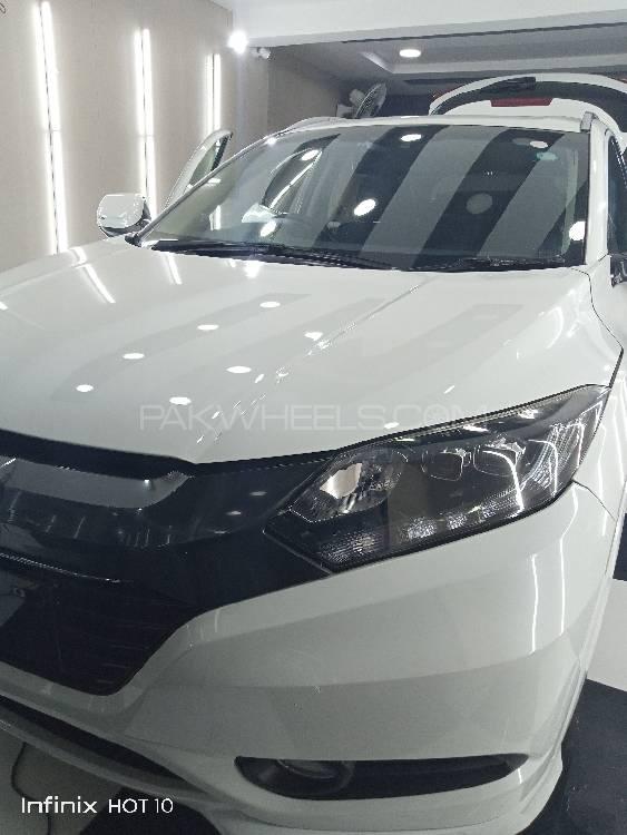 Honda Vezel 2014 for Sale in Mirpur A.K. Image-1