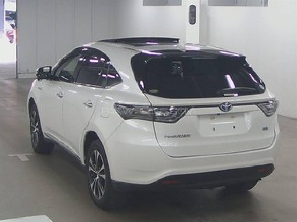 Toyota harrier hybrid 2015