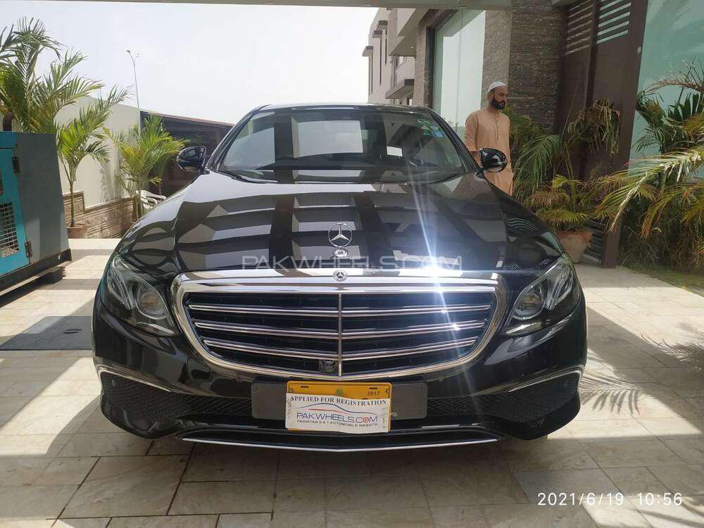 Mercedes Benz E Class E 300 4matic 17 For Sale In Karachi Pakwheels