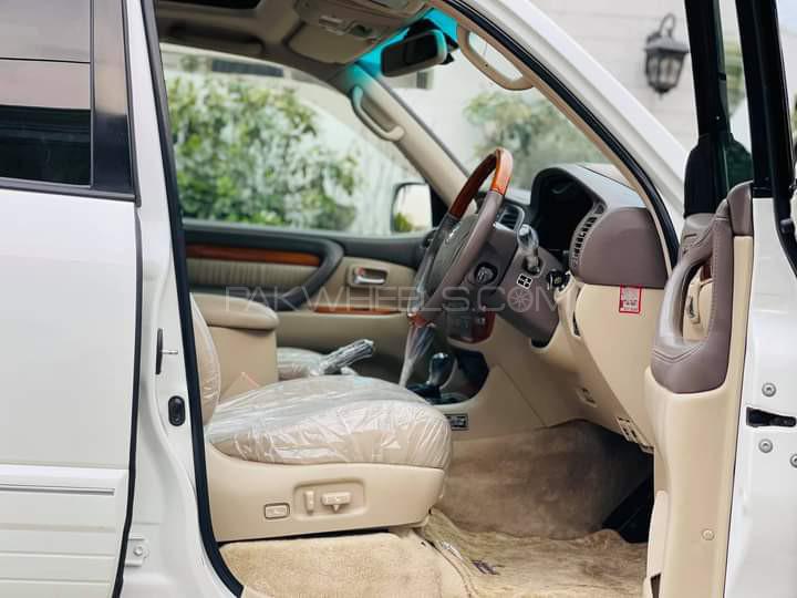 Toyota Land Cruiser 2003 for Sale in Faisalabad Toyota Land Cruiser 2003 for Sale in Faisalabad Image-13