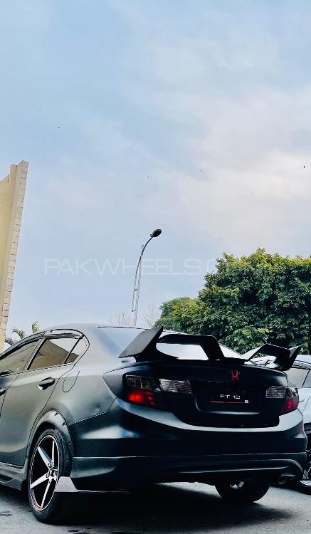 Honda Civic - 2015  Image-1