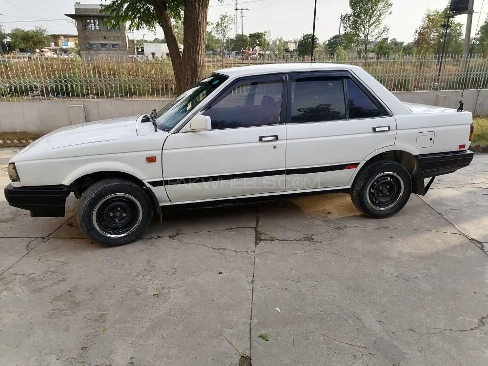 Nissan sunny 1987