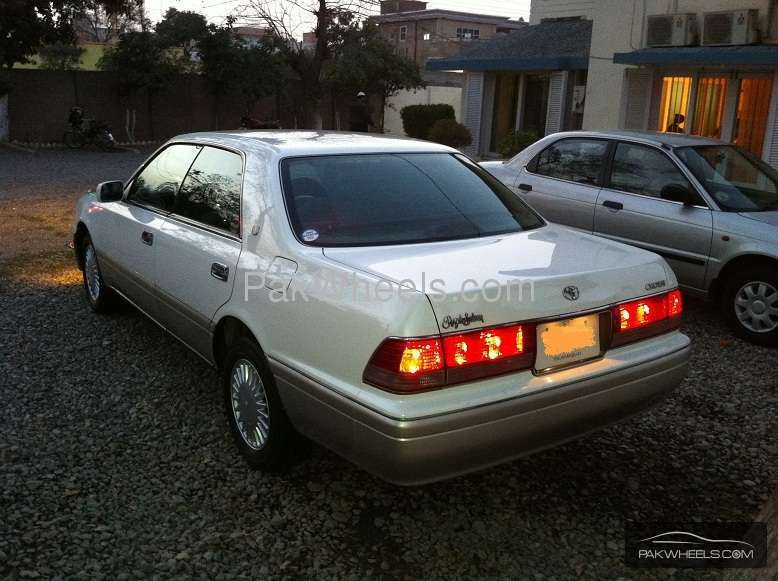 Toyota Crown 1998 for Sale in Lahore Image-1