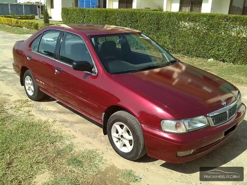 Nissan Sunny 2001 for Sale in Attock Image-1