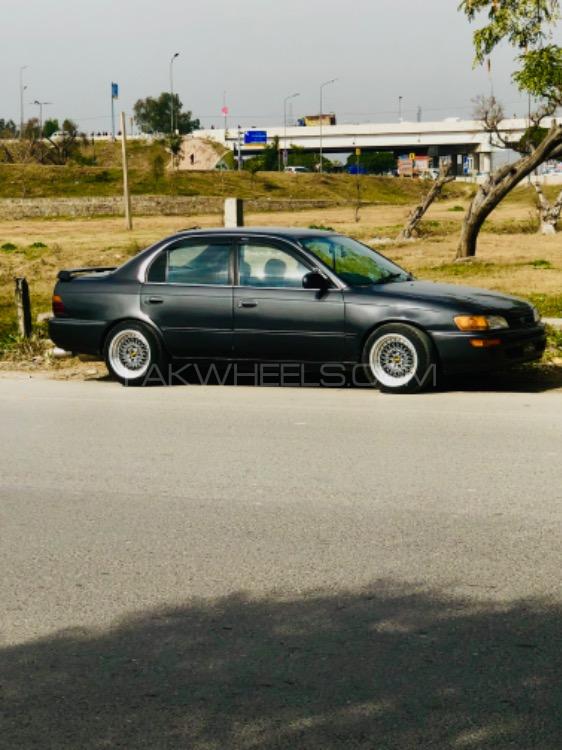 Toyota Corolla - 1991  Image-1