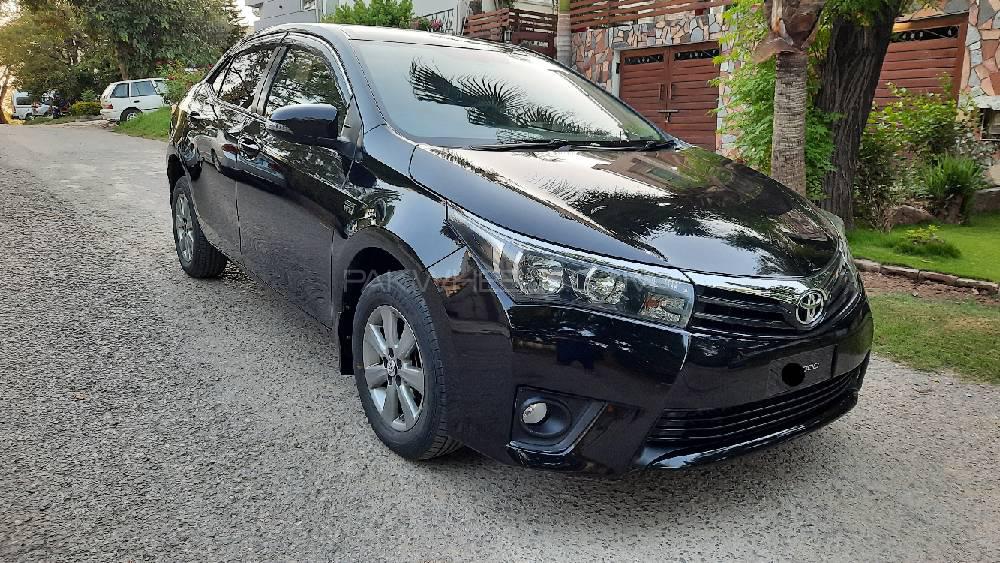 Toyota Corolla 2016 for Sale in Islamabad Image-1