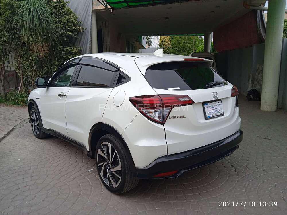 Honda Vezel 2016 for Sale in Lahore Honda Vezel 2016 for Sale in Lahore Image-15