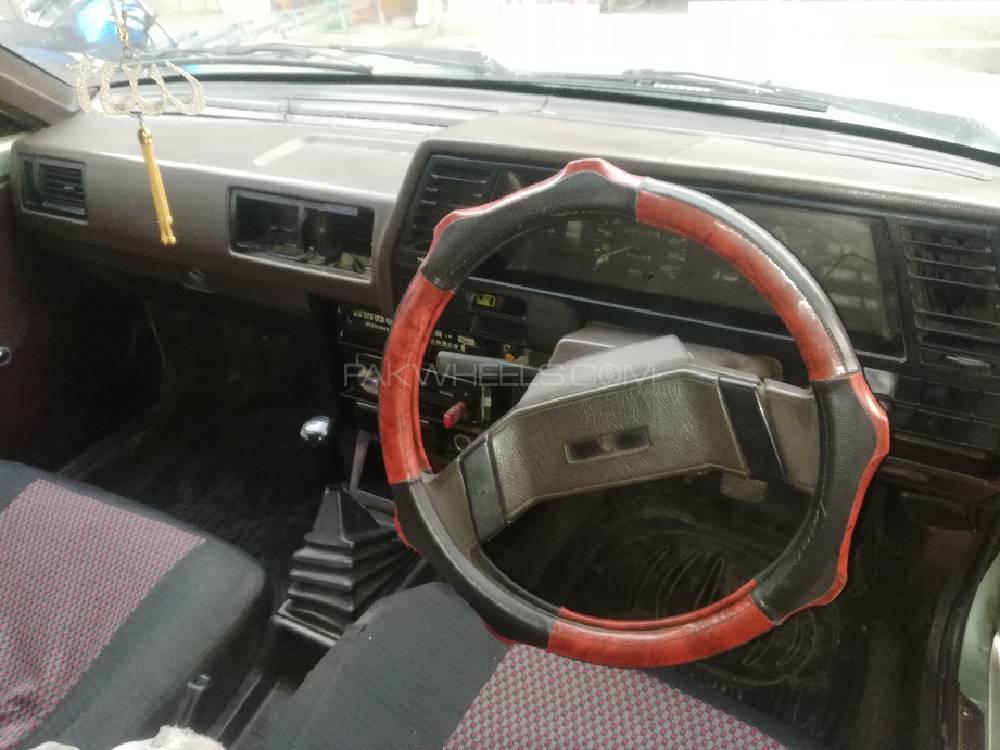 Nissan Sunny 1986 for Sale in Fateh Jang Image-1