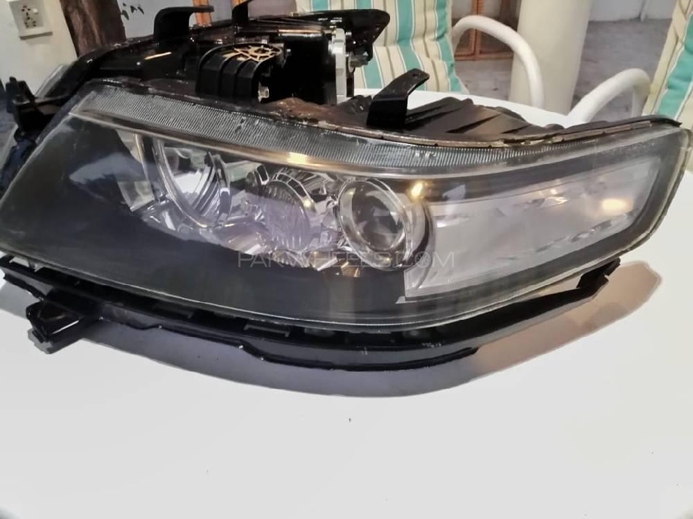 Honda Accord face uplift motorized original head lights Image-1
