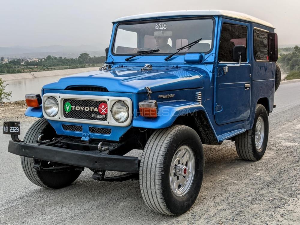 Toyota land cruiser j40