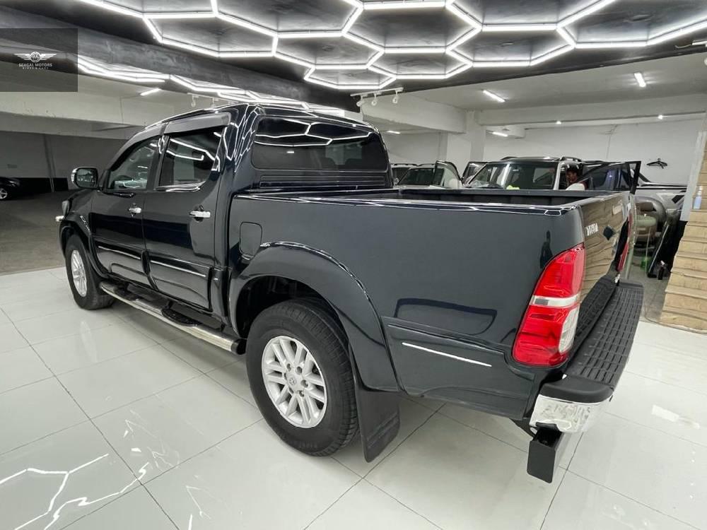 Toyota Hilux 2014 for Sale in Rawalpindi Toyota Hilux 2014 for Sale in Rawalpindi Image-3