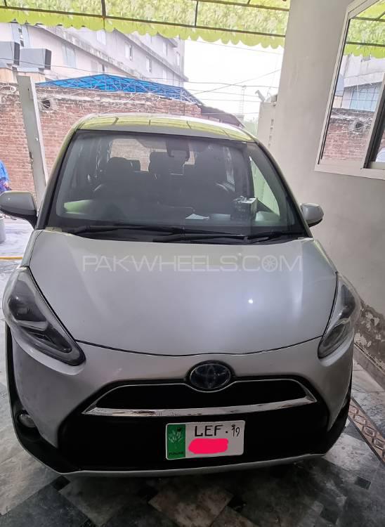 Toyota Sienta 2015 for Sale in Sialkot Image-1