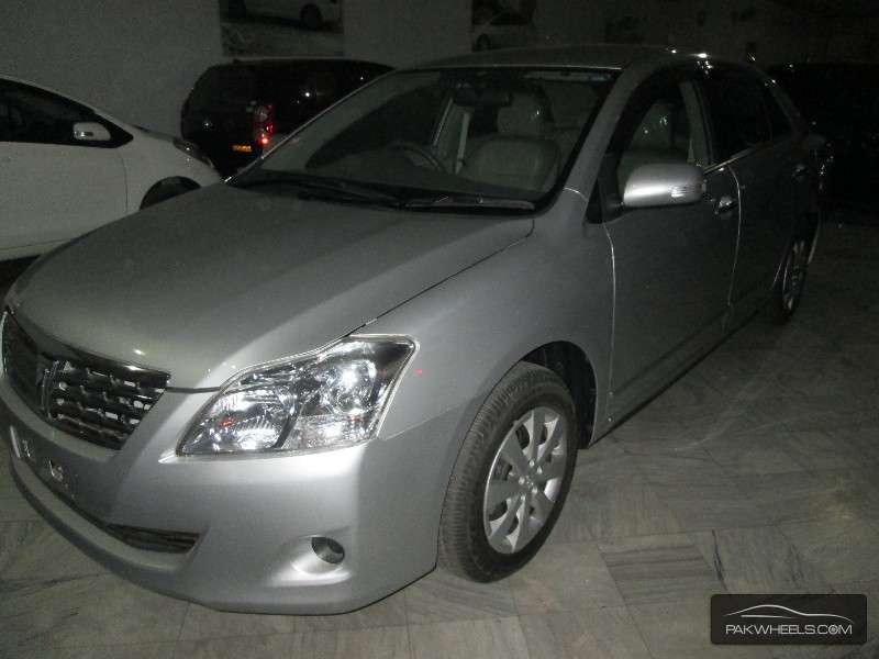 Toyota Premio 2011 for Sale in Faisalabad Image-1