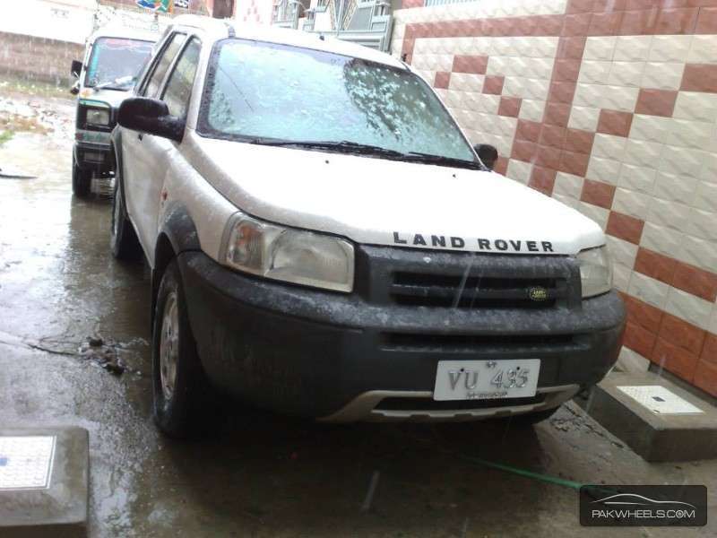 Land Rover Freelander 2004 for Sale in Abbottabad Image-1