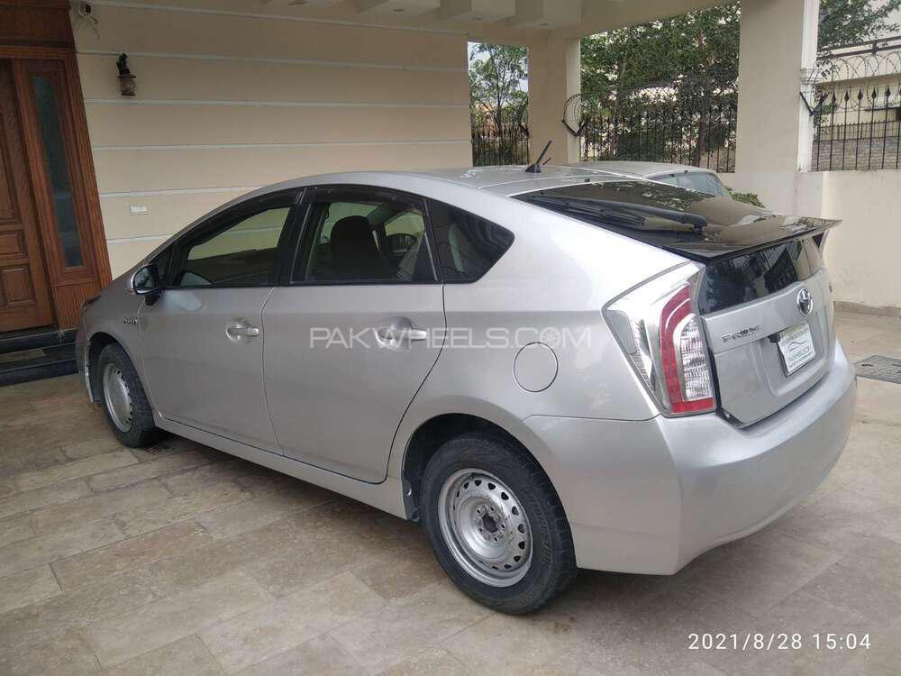 Toyota Prius 2014 for Sale in Islamabad Toyota Prius 2014 for Sale in Islamabad Image-5