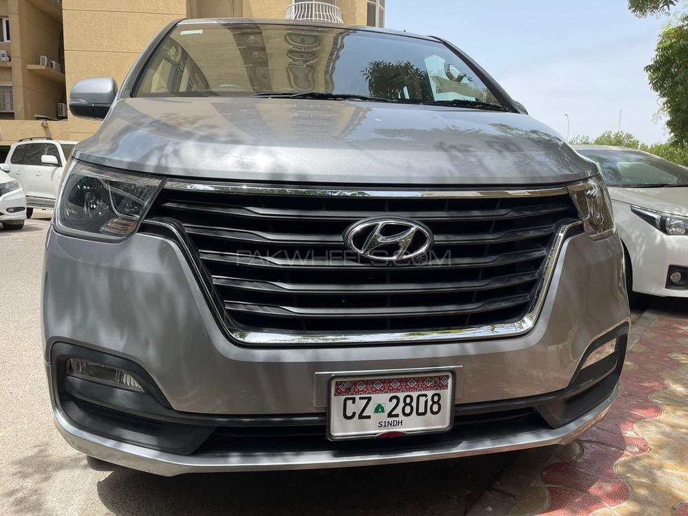 Hyundai Grand Starex 2021 for Sale in Karachi Image-1