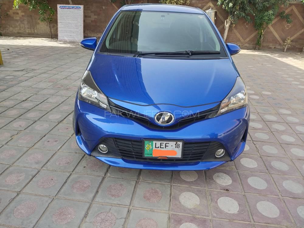 Toyota Vitz 2018 for Sale in Khanewal Image-1