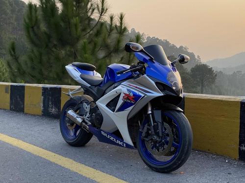 سوزوکی GSX-R1000 - 2012